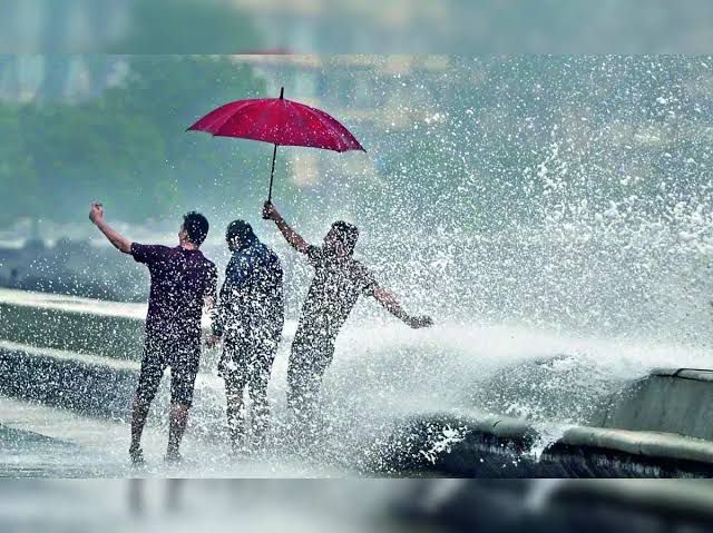 मॉन्सूनने अंदमानात दिली हजेरी, महाराष्ट्रात 6 जूनला आगमनाची शक्यता – हवामान विभागाचा अंदाज